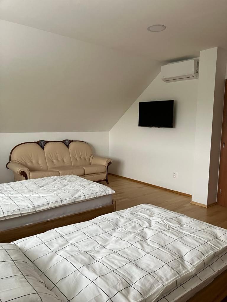 Vila Pri Kupeloch Бойнице Экстерьер фото